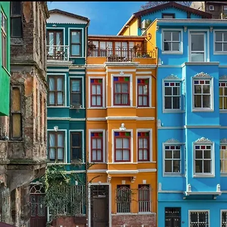 Mercan Balat - Mihrab Niche